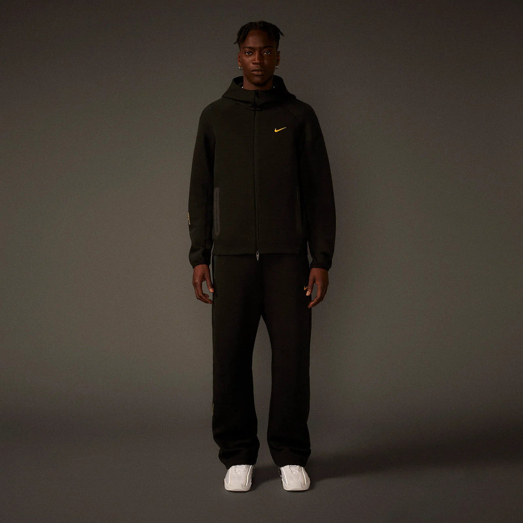 Ensemble Nike x Nocta