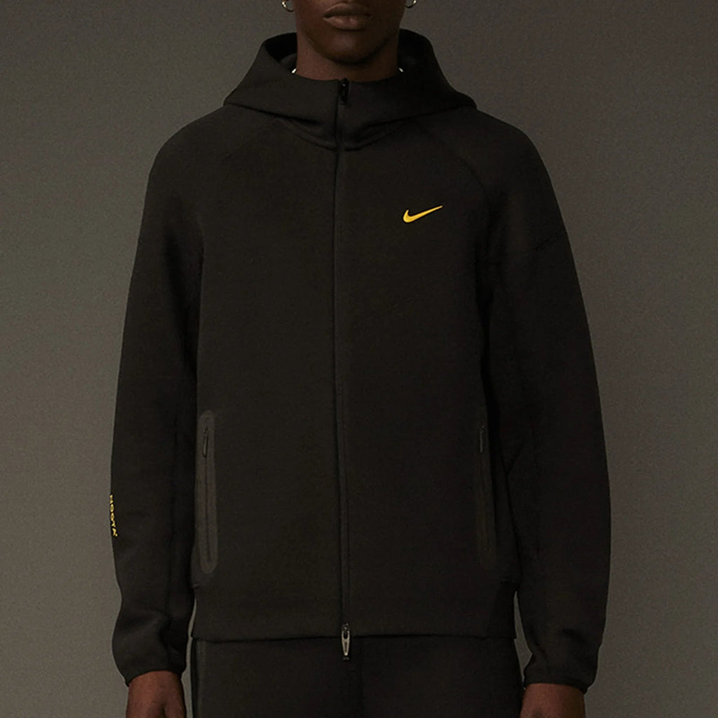 Ensemble Nike x Nocta